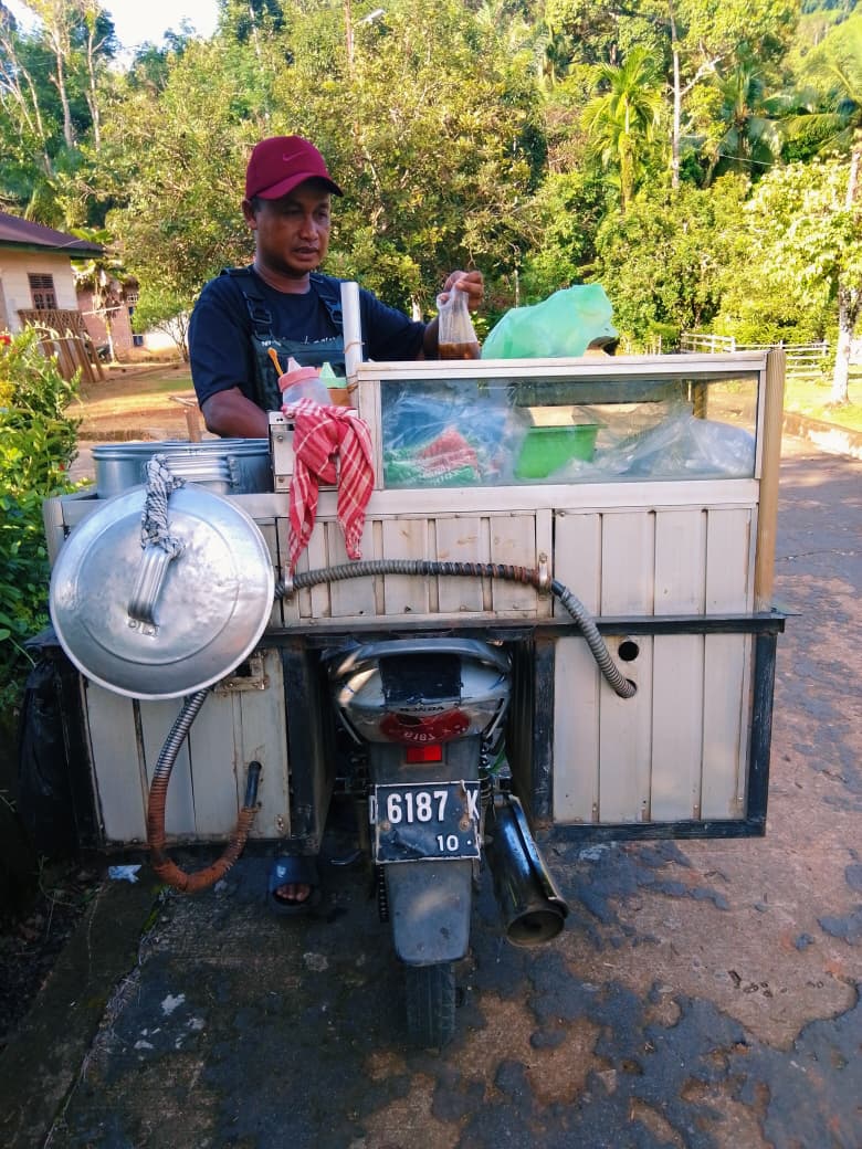 Foto Pentol Kuah Eri